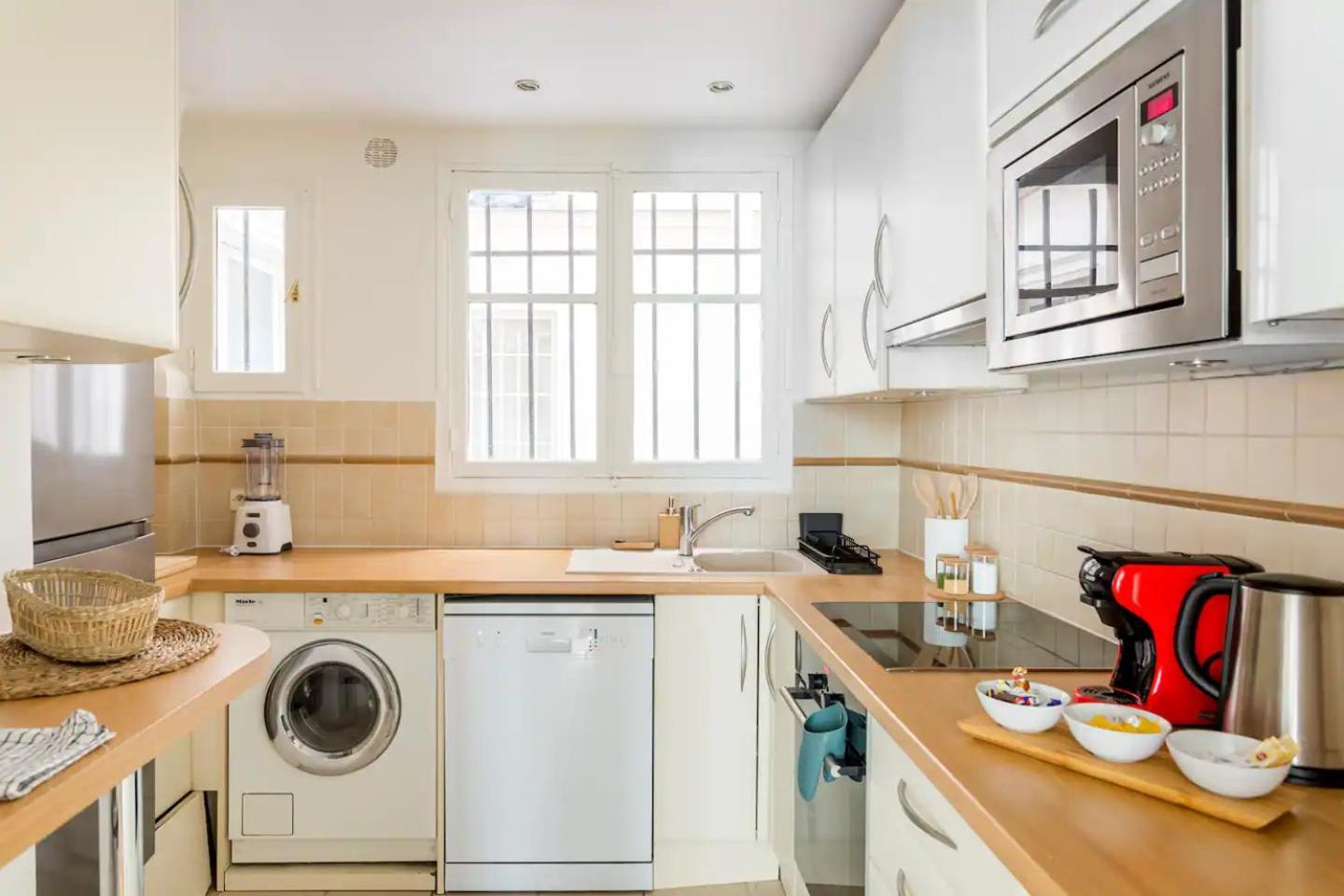 8P - 3Br Le Marais Spacious - Central - Historic Apt Paris Exterior photo